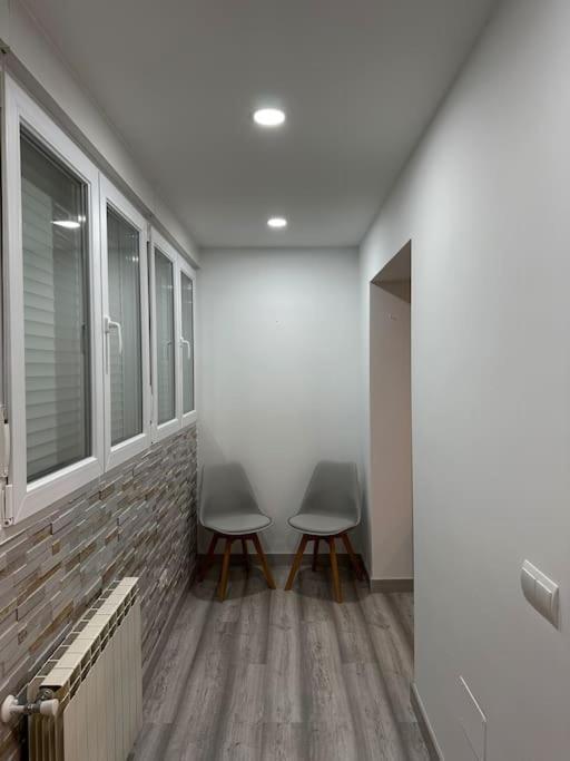 Cozy 1-Bedroom Apartment Madrid Kültér fotó